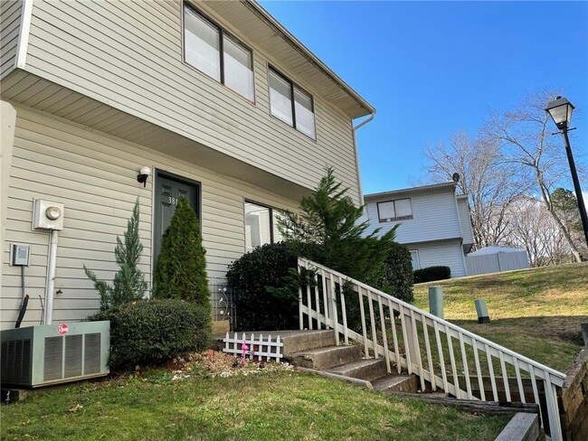 Building Photo - 3812 Mulkey Cir SW