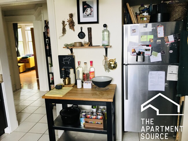 Foto del edificio - 3318 W Altgeld St