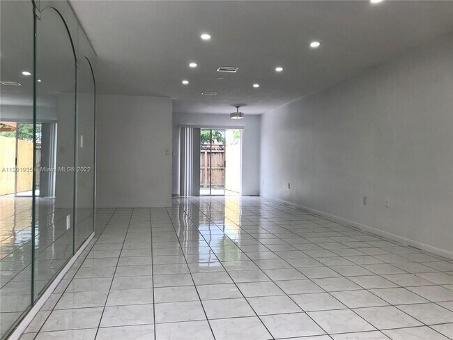 Building Photo - 3358 NW 198th Ter