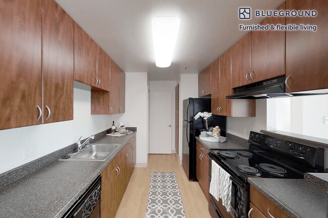 Foto del edificio - 1600 Villa St