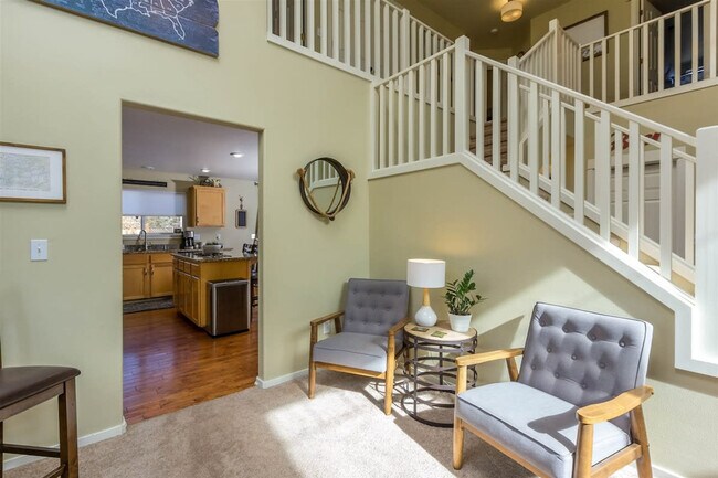 Foto del edificio - 63055 Yampa Way