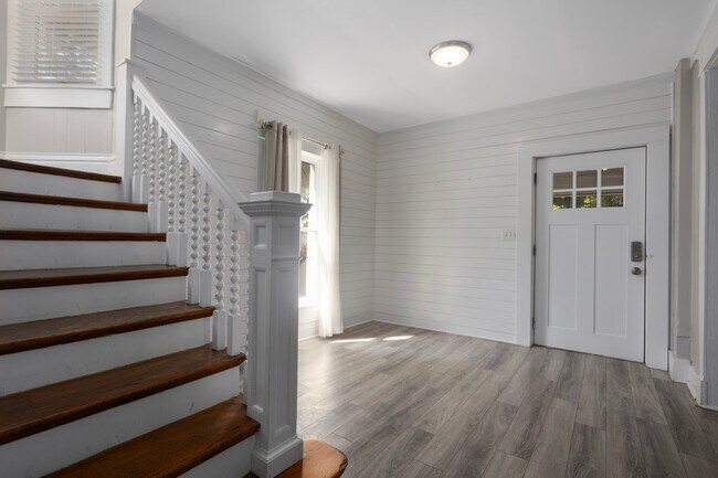 Foto del edificio - 915 E 29th St