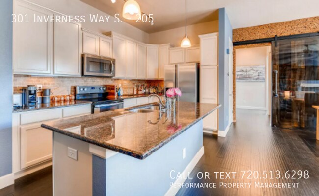 Foto del edificio - 301 Inverness Way S
