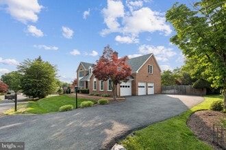 Building Photo - 1292 Middleton Ct