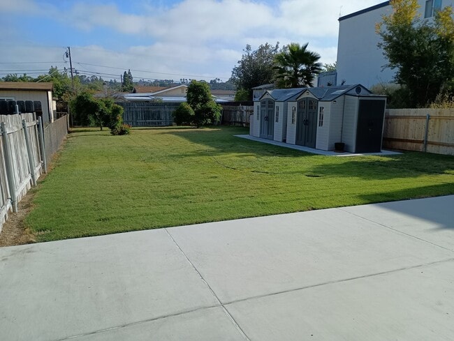 Building Photo - 1476 Naranca Ave