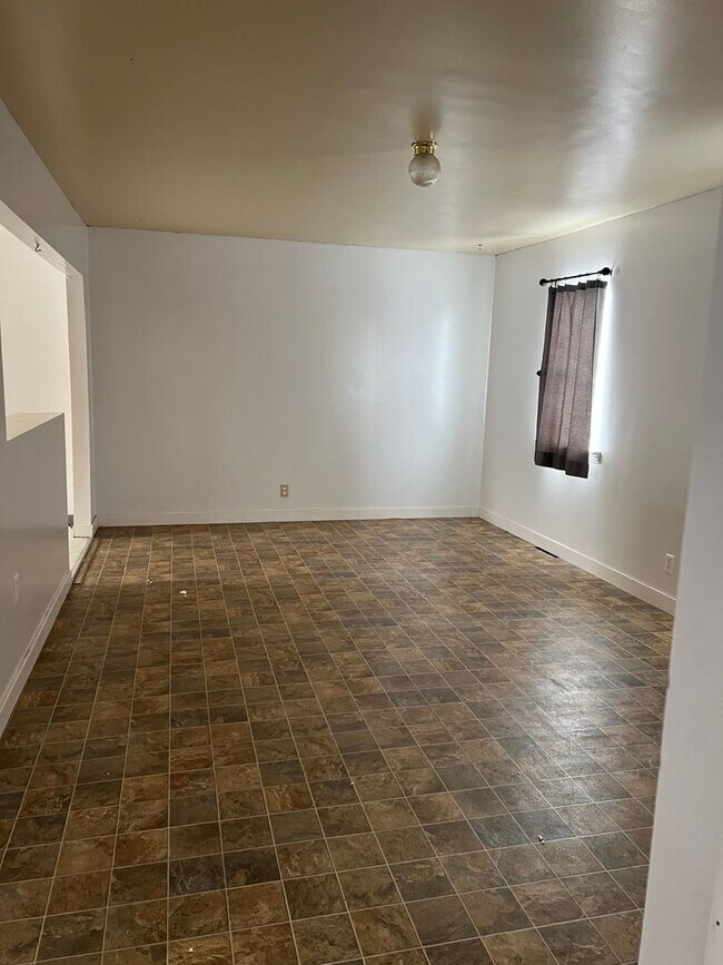 Foto del edificio - 121 7th Ave SE