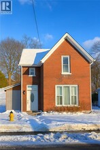 Building Photo - 63 Henry St