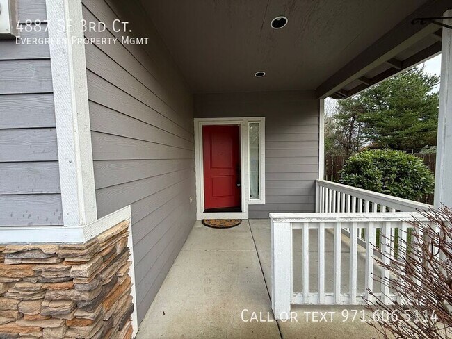 Foto del edificio - 4887 SE 3rd Ct