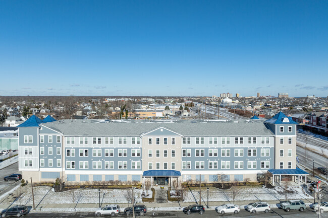 Fotografía del edificio - SS Adams Luxury Rentals