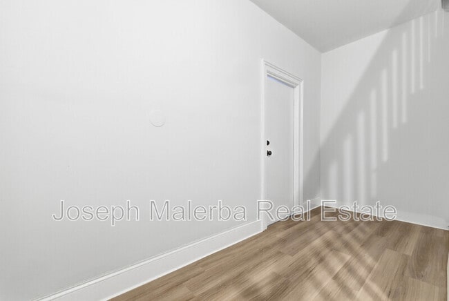 Foto del edificio - 848 Bank St