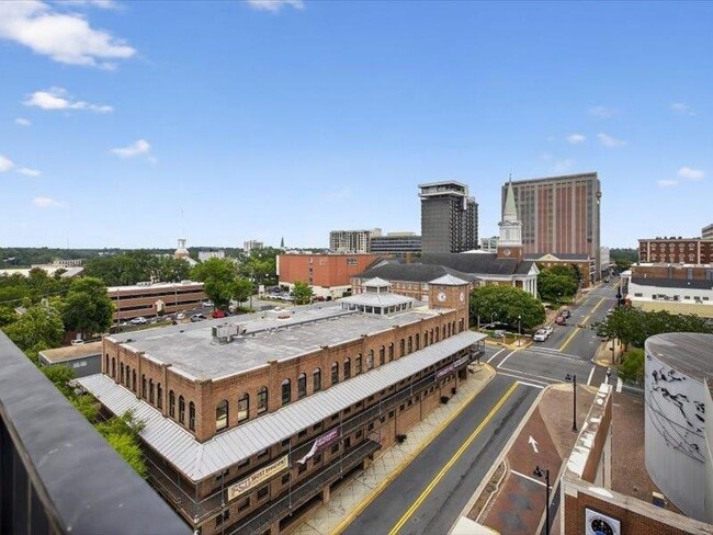 Building Photo - 215 W College Ave