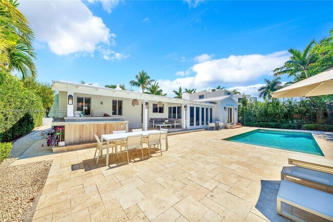 Foto del edificio - 4444 Nautilus Dr