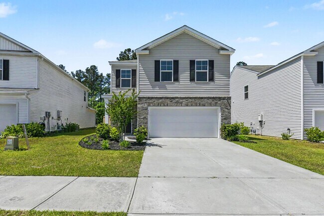 Foto del edificio - 111 Blossom Wood Ln