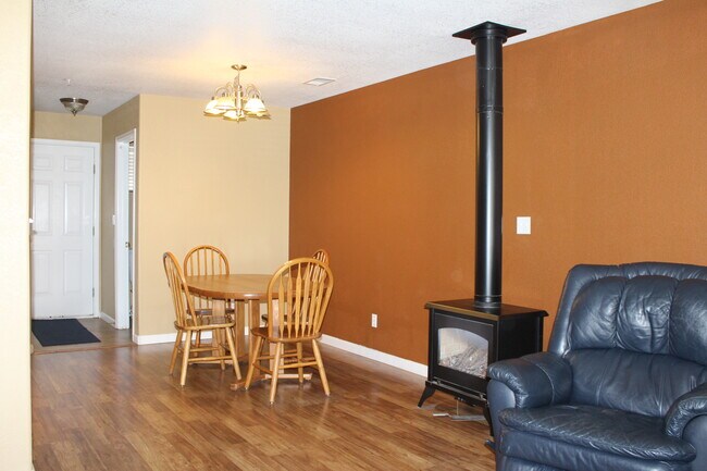 Living/Dining Area - 108 5th St