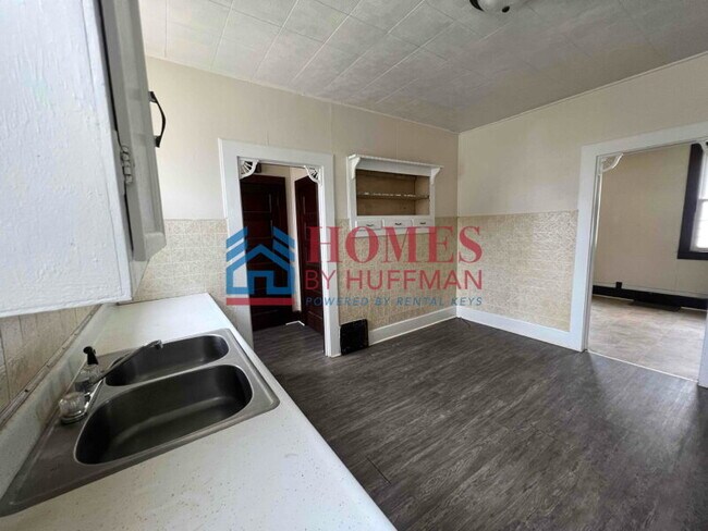 Foto del edificio - One Bedroom House | Now Available