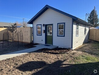 Building Photo - 309 W Farewell St