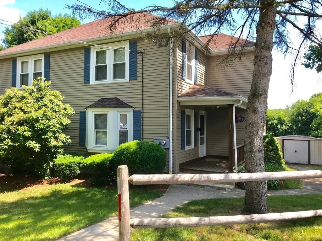 9 Griswold Ct, Uxbridge, MA 01569 Townhome Rentals in Uxbridge MA