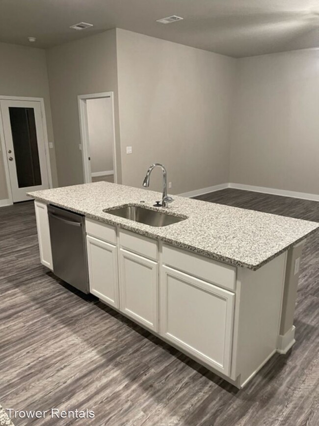 Building Photo - 3 br, 2 bath House - 1222 Big Easy