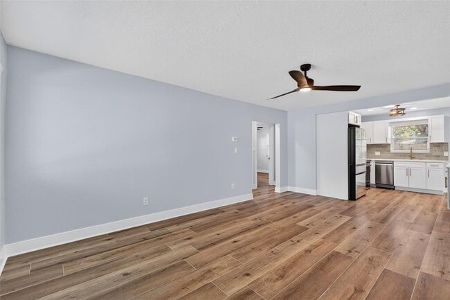 Foto del edificio - 1841 Douglas Ave