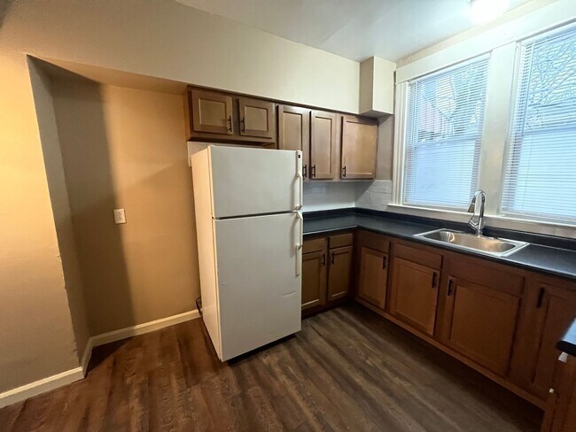 Foto del edificio - 3209 S Harrison St