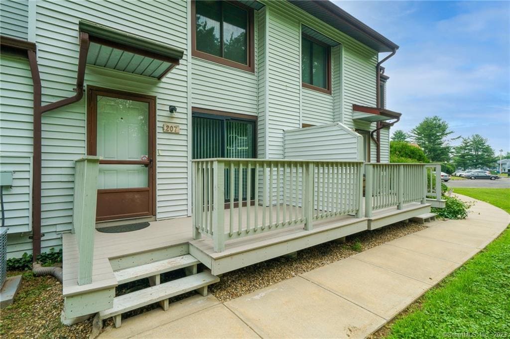 207 Cottonwood Rd Unit 207, Newington, CT 06111 Condo for Rent in