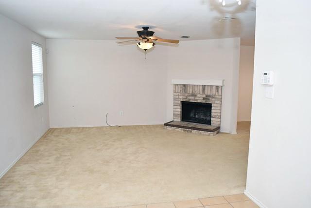 Building Photo - 8420 River Bluffs Dr