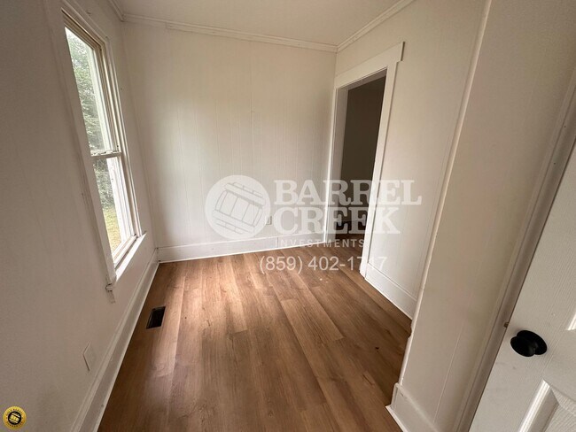 Foto del edificio - 508 Russell St