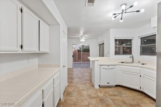 Building Photo - 2559 Kilmaron Cir