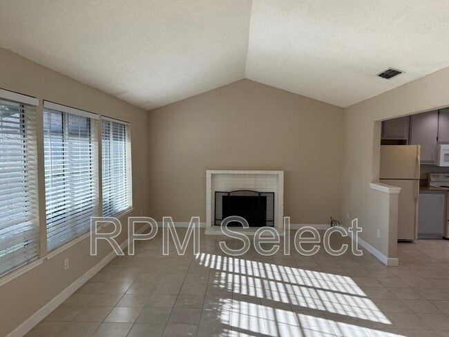 Building Photo - 3428 Spartan Way