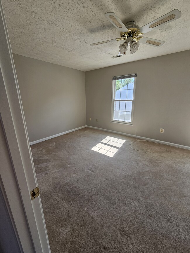 Building Photo - 5308 Castlestone Dr