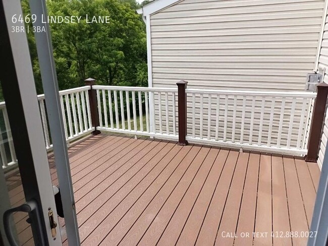 Foto del edificio - Beautiful 3 bedroom 3 bath townhome!