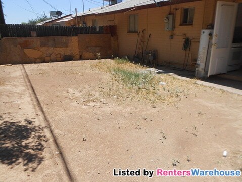 Foto del edificio - 2727 W Belmont Ave