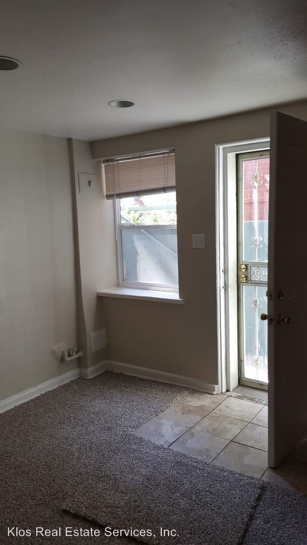 Foto del edificio - 1239 N Marion St