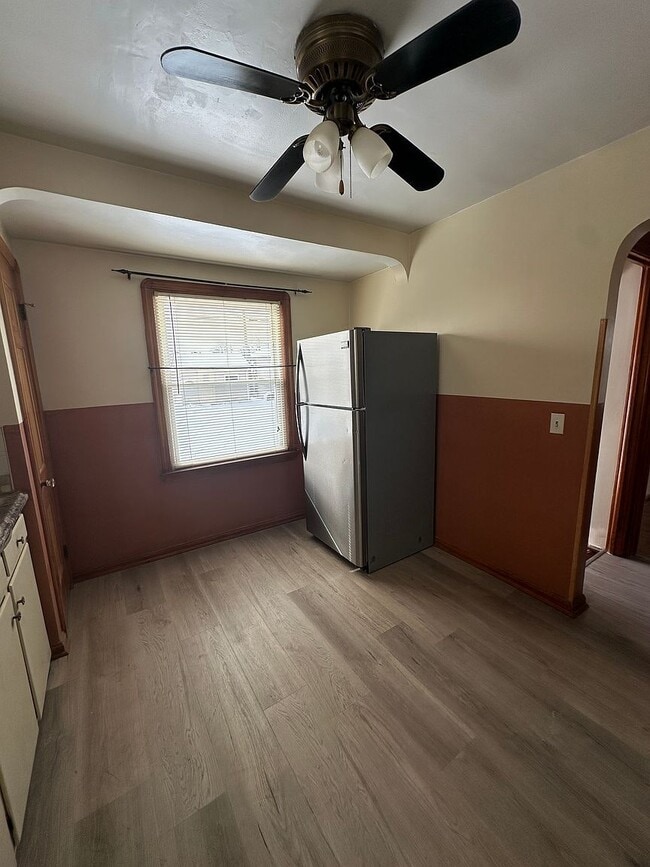 Foto del edificio - 4811 Albertly Ave