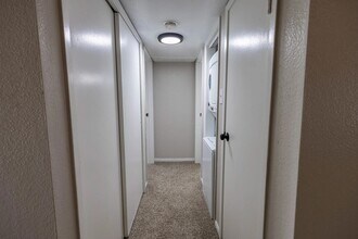 Building Photo - 15100 Golden Eagle Dr
