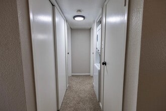 Building Photo - 15100 Golden Eagle Dr