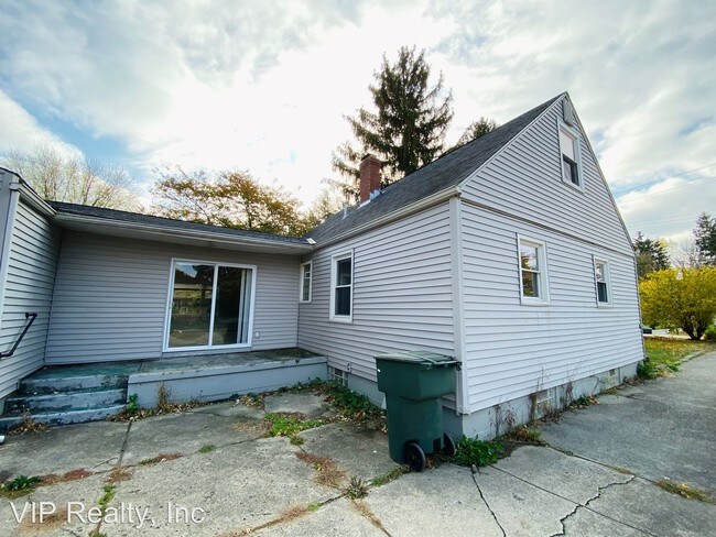 Foto del edificio - 4 br, 1.5 bath House - 1790  E. Cooke Rd.