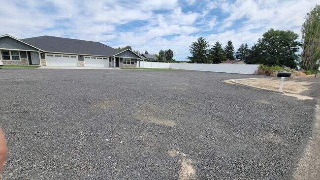 Foto del edificio - 9942 Morgan Rd NE