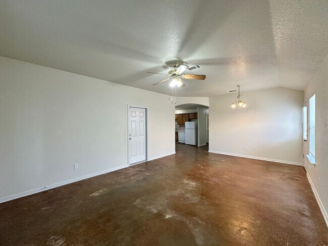 Foto del edificio - 1911 Charleston Ct