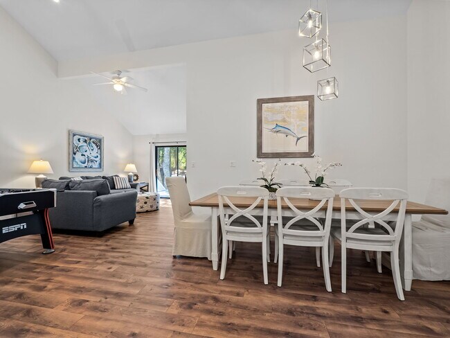 Foto del edificio - 131 Oakleaf Dr