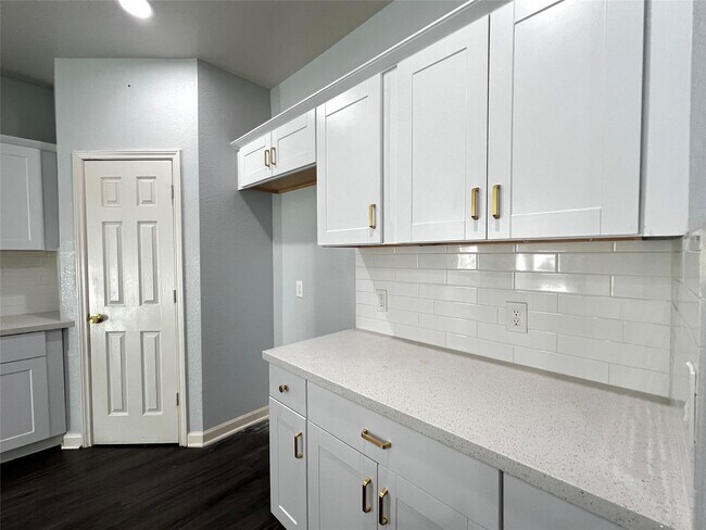 Foto del edificio - 1216 Deputy O McDuffie Jr St