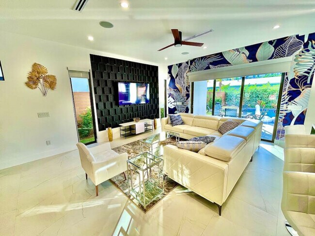Foto del edificio - 1620 NE 6th St