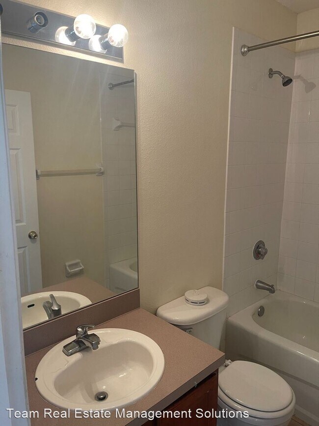 Building Photo - 3 br, 3 bath House - 6114 Osprey Lake Circle