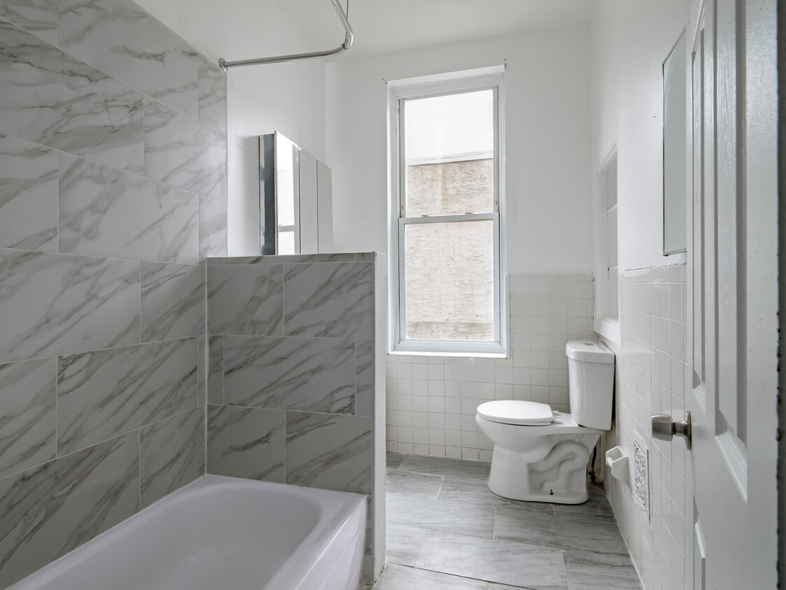 Bathroom - 2957 N 8th St