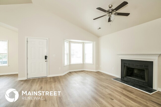 Foto del edificio - 908 Brushy Fork Dr