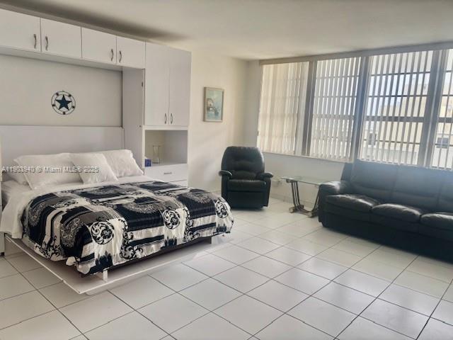 Primary Photo - 100 Lincoln Rd