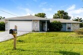 Foto principal - 2496 SW Falcon Cir