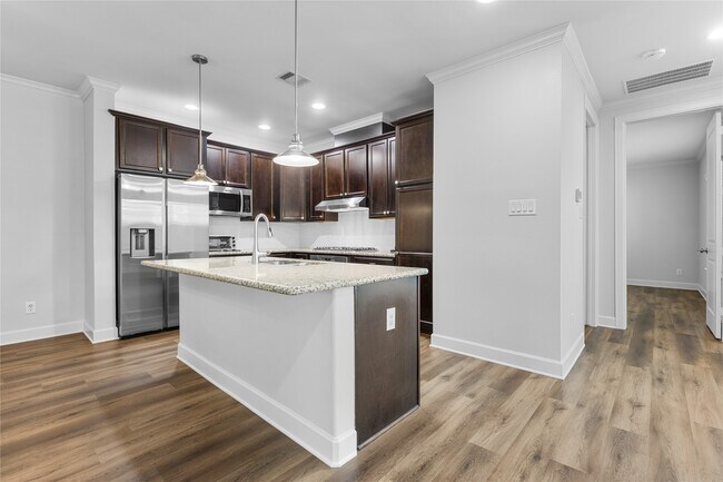 Foto del edificio - 243 Kendrick Pines Blvd