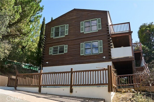 Foto del edificio - 373 Loftyhill Dr