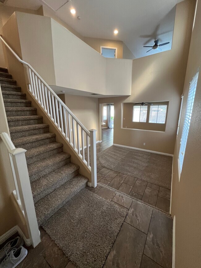 Foto del edificio - 9540 Parker Springs Ct